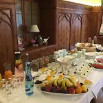 여관 Herrnhaus