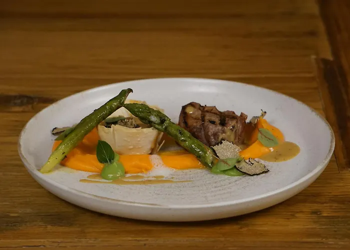 Herrnhaus * Брикслегг