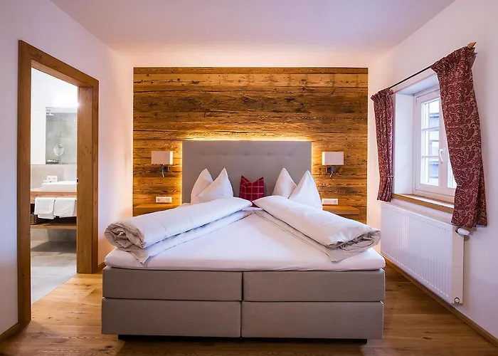 Herrnhaus Мини-отель Брикслегг