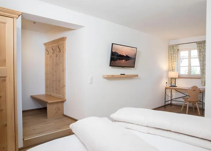 Herrnhaus Мини-отель *